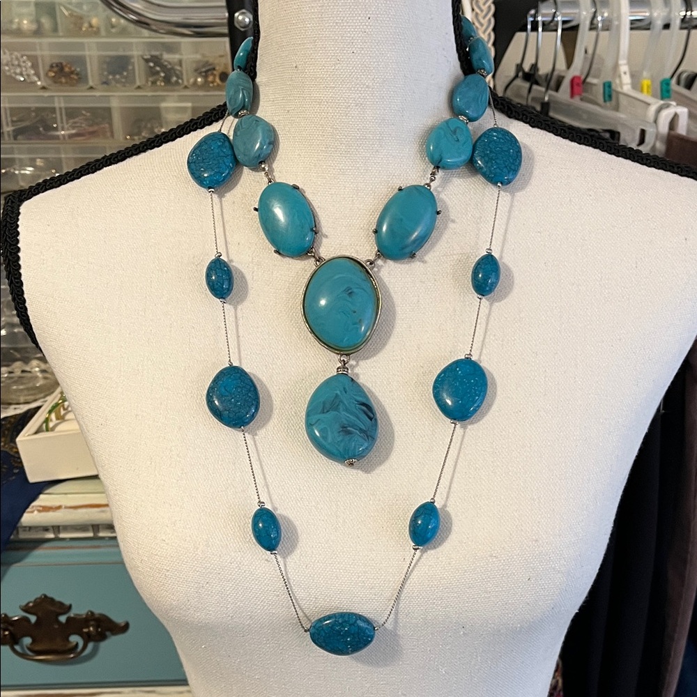 Faux turquoise necklace set